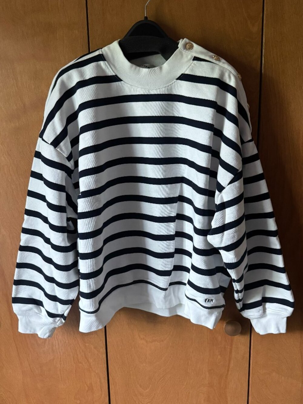 FRAME Sweater/Sweatshirt in Navy Off White Stripe Buttons on Shoulder